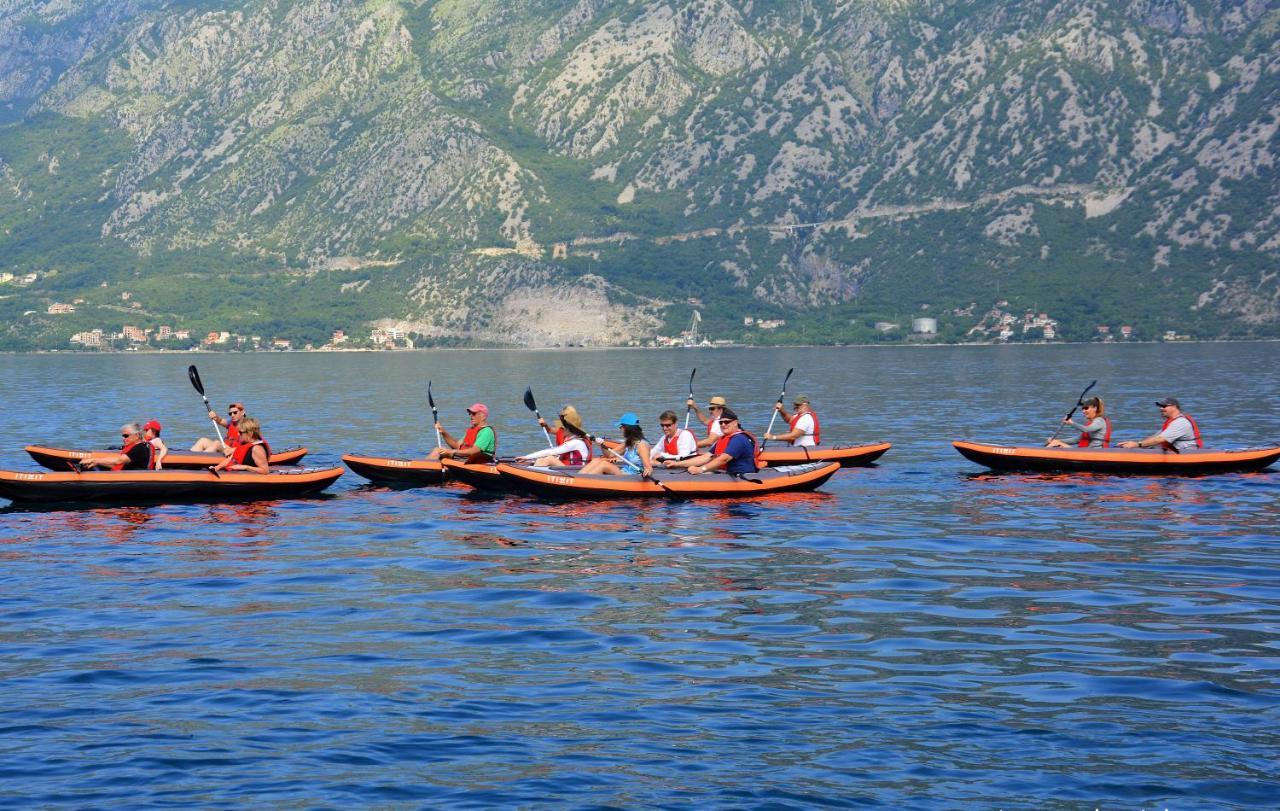 Montenegro Backpackers Home Kotor Extérieur photo